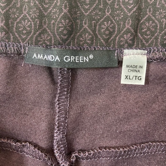 Amanda Green Patterned Pants - Picture 5 of 5